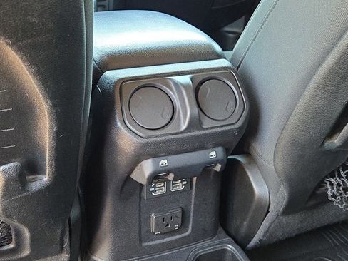 Used 2021 Jeep Wrangler Unlimited Rubicon AWD/4WD image 21