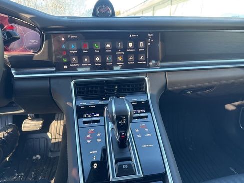Certified 2023 Porsche Panamera 4 Platinum Edition image 33