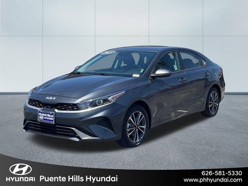 Used 2023 Kia Forte LXS FWD image 1