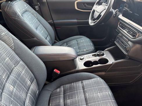 Certified 2025 Ford Bronco Sport Heritage w/ Convenience Package image 17