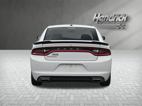 Used 2019 Dodge Charger SXT w/ Driver Confidence Group RWD image 8