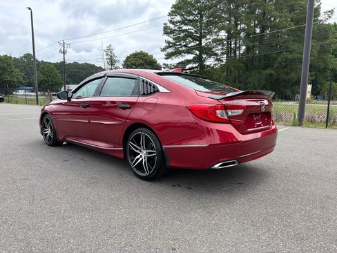 Used 2021 Honda Accord Touring image 7
