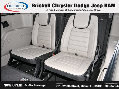 Used 2020 Ford Transit Connect Titanium FWD image 17