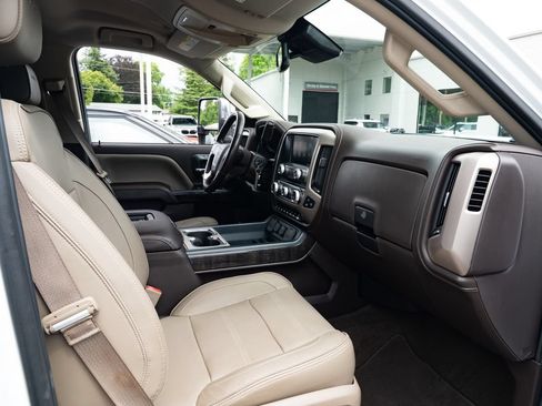 Used 2016 GMC Sierra 2500 Denali w/ Duramax Plus Package AWD/4WD image 25