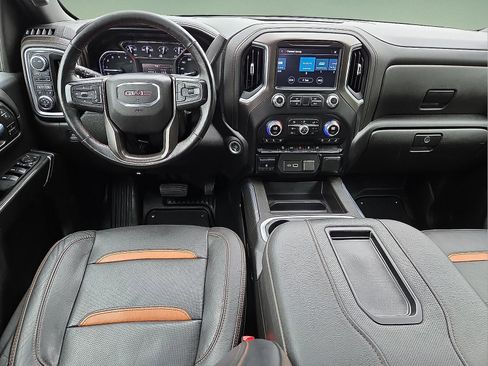 Used 2022 GMC Sierra 2500 AT4 w/ Gooseneck/5TH Wheel Package AWD/4WD image 11