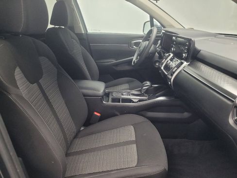 Used 2022 Kia Sorento LX AWD/4WD image 21