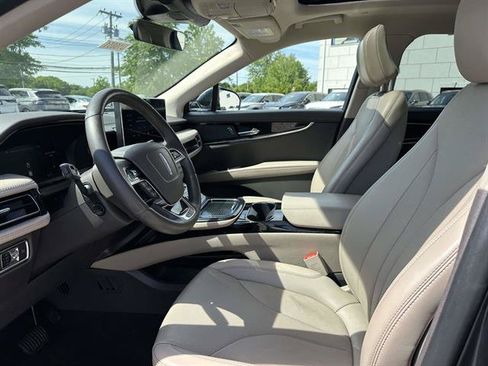 Used 2022 Lincoln Nautilus Reserve AWD/4WD image 34