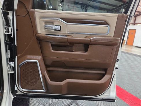 Used 2022 RAM 3500 Laramie image 35