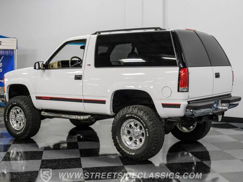 Used 1997 Chevrolet Tahoe Z71 4X4 w/ Preferred Equipment Group 3 image 6