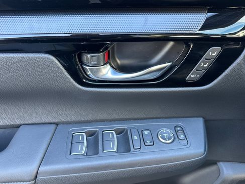 Used 2024 Honda CR-V EX-L image 8