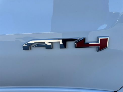 Used 2024 GMC Sierra 1500 AT4 w/ Technology Package image 16