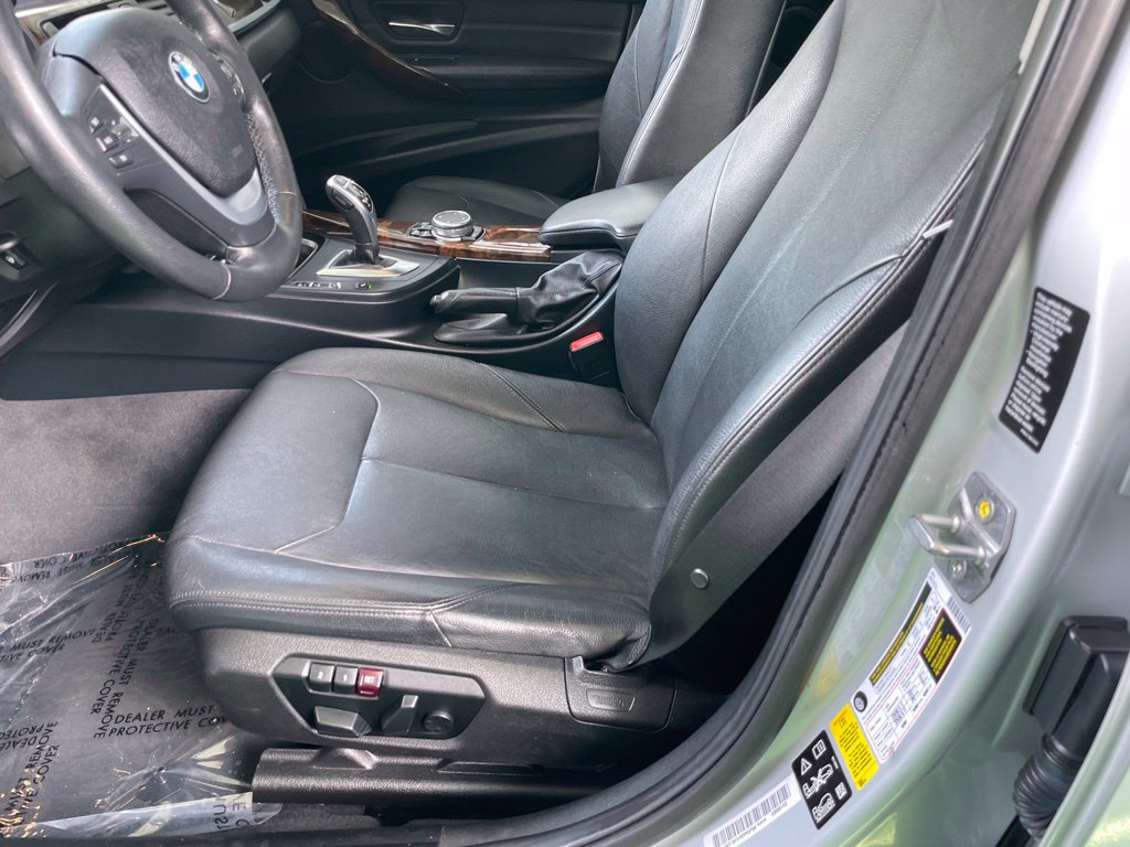 Used 2015 BMW 328i xDrive Wagon AWD/4WD image 35