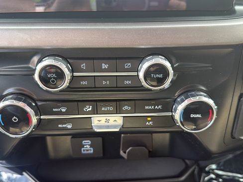Certified 2024 Ford F150 XLT AWD/4WD image 28