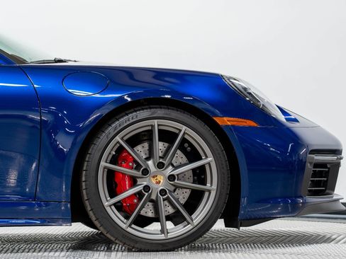 Used 2024 Porsche 911 Carrera 4S AWD/4WD image 22