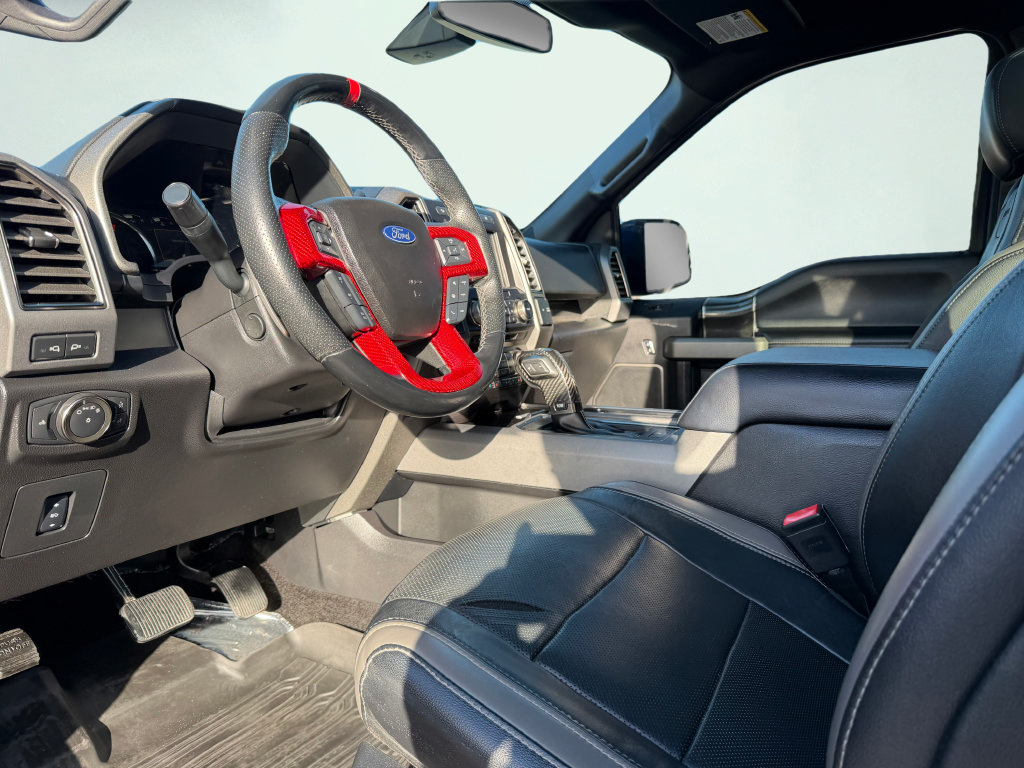 Used 2018 Ford F150 Raptor w/ Equipment Group 802A Luxury AWD/4WD image 14