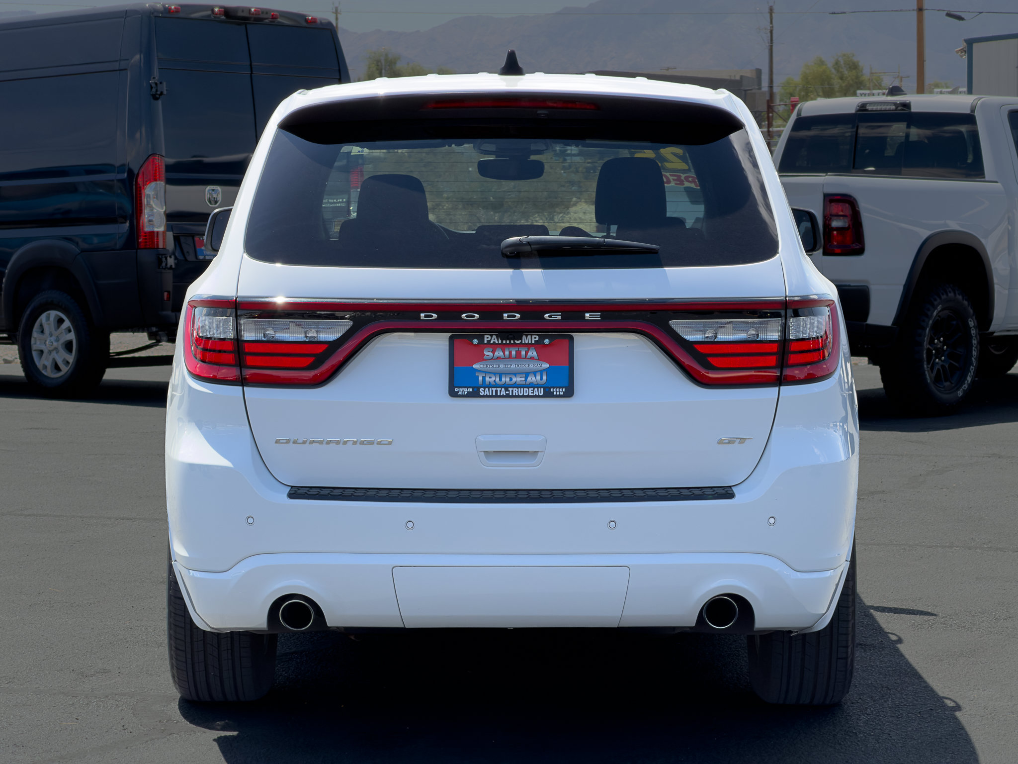 Used 2025 Dodge Durango GT RWD image 4