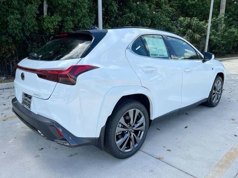 New 2026 Lexus UX 300h 300h F SPORT Design w/ Accessory Package (Z2) image 7