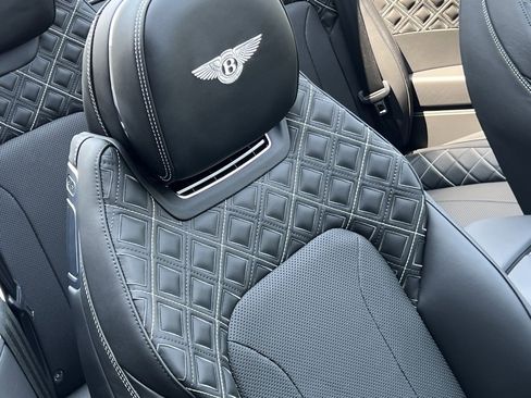 Used 2020 Bentley Continental GT V8 image 41