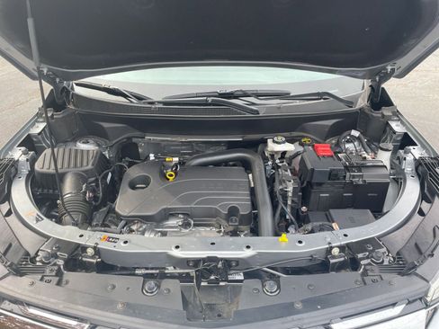 Used 2025 Chevrolet Equinox LT image 28