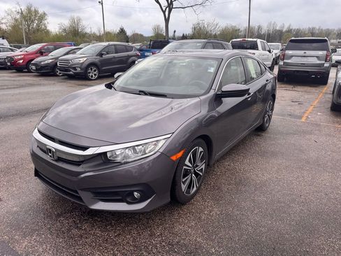 Used 2018 Honda Civic EX-T image 1
