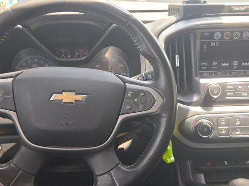 Used 2018 Chevrolet Colorado LT AWD/4WD image 20