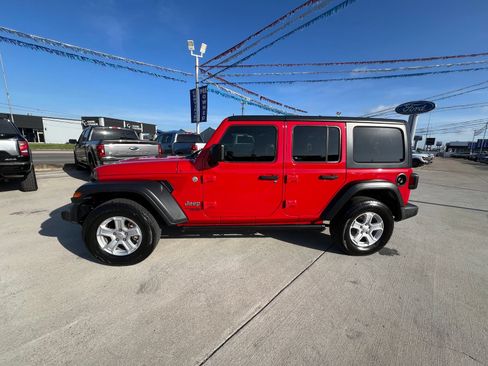 Used 2020 Jeep Wrangler Unlimited Sport S AWD/4WD image 6