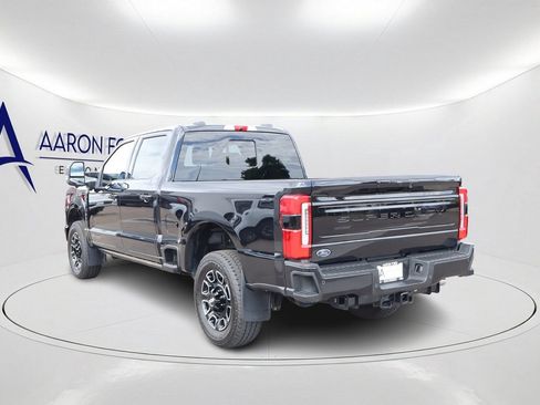 Used 2025 Ford F350 Platinum AWD/4WD image 7