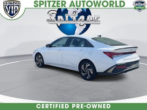Used 2025 Hyundai Elantra SEL FWD image 7