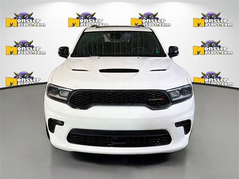 Used 2023 Dodge Durango R/T w/ Tow 'N Go Group image 2