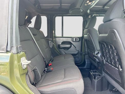 Used 2022 Jeep Wrangler Unlimited Rubicon w/ Steel Bumper Group image 28