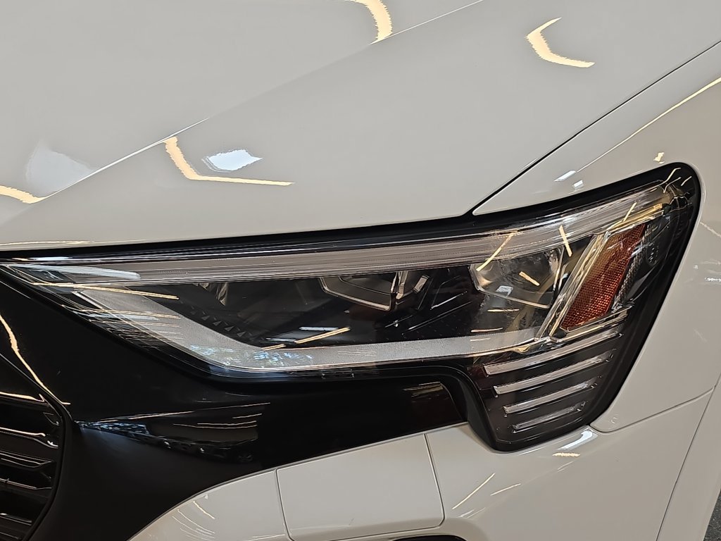 Certified 2024 Audi Q8 e-tron Premium Plus AWD/4WD image 32