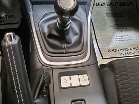 Used 2023 Toyota GR86 w/ ALL Weather Mat Package (TMS) RWD image 28