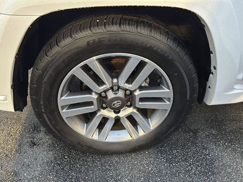 Certified 2022 Toyota 4Runner TRD Sport image 30