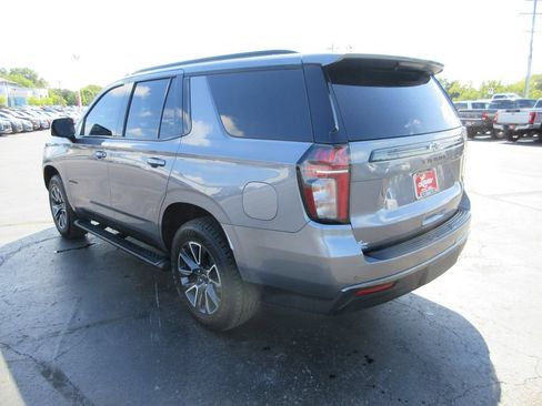 Used 2022 Chevrolet Tahoe Z71 w/ Z71 Off-Road Package AWD/4WD image 9