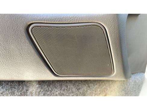 Used 1997 Buick Le Sabre Custom w/ Headliner Lighting Pkg FWD image 25