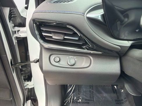 New 2026 Buick Envista Sport Touring w/ Convenience I Package FWD image 30