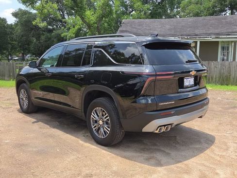 Certified 2026 Chevrolet Traverse LT FWD image 41