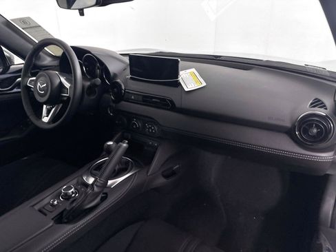 New 2026 MAZDA MX-5 Miata Club w/ Interior Package RWD image 37