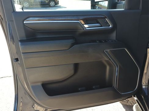 Certified 2024 GMC Sierra 2500 SLE w/ SLE Value Package; image 22