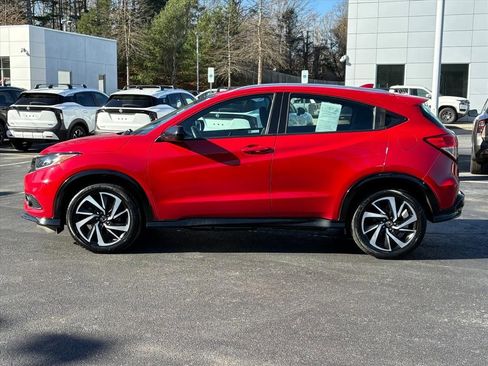 Used 2019 Honda HR-V Sport image 4