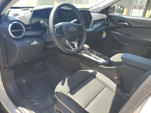 New 2026 Chevrolet Trax ACTIV w/ Driver Confidence Package FWD image 19