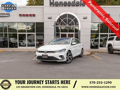 Used 2025 Volkswagen Jetta SEL