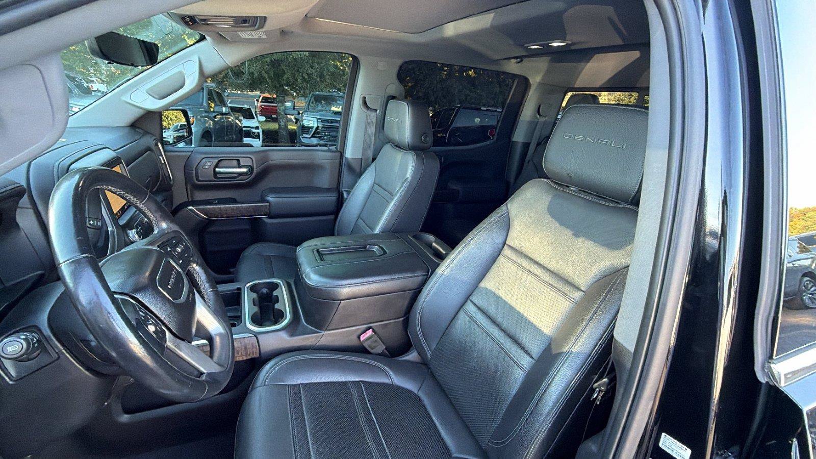 Used 2019 GMC Sierra 1500 Denali w/ Denali Ultimate Package AWD/4WD image 5