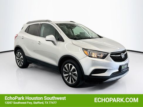 Used 2022 Buick Encore Preferred w/ Safety Package FWD image 1