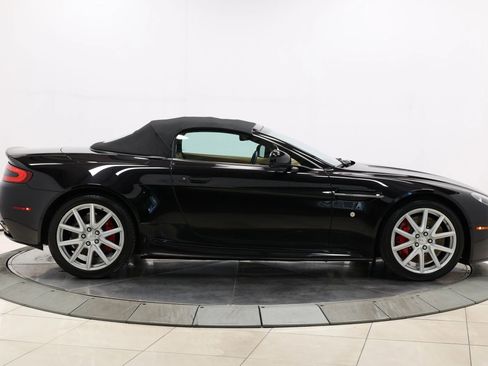 Used 2012 Aston Martin V8 Vantage V8 Convertible 2D image 89