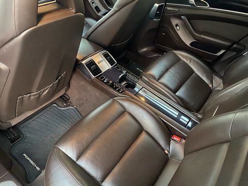 Used 2010 Porsche Panamera 4S image 15