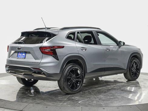 Used 2025 Chevrolet Trax ACTIV w/ Driver Confidence Package image 6