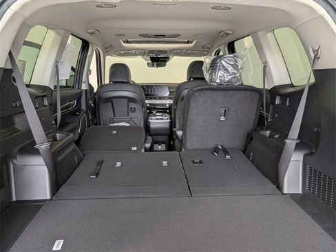 New 2025 Kia Telluride S image 31