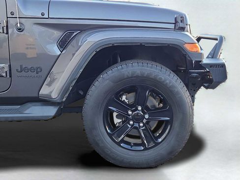 Used 2021 Jeep Wrangler Unlimited Sahara image 11