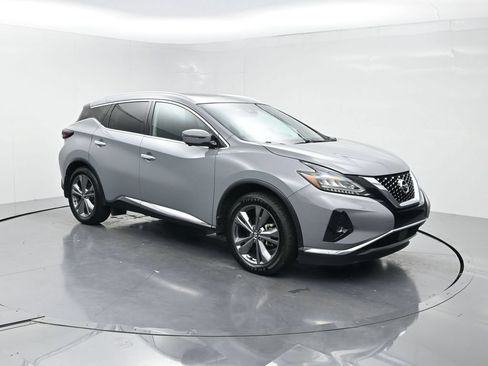 Used 2022 Nissan Murano Platinum w/ Cargo Package FWD image 2